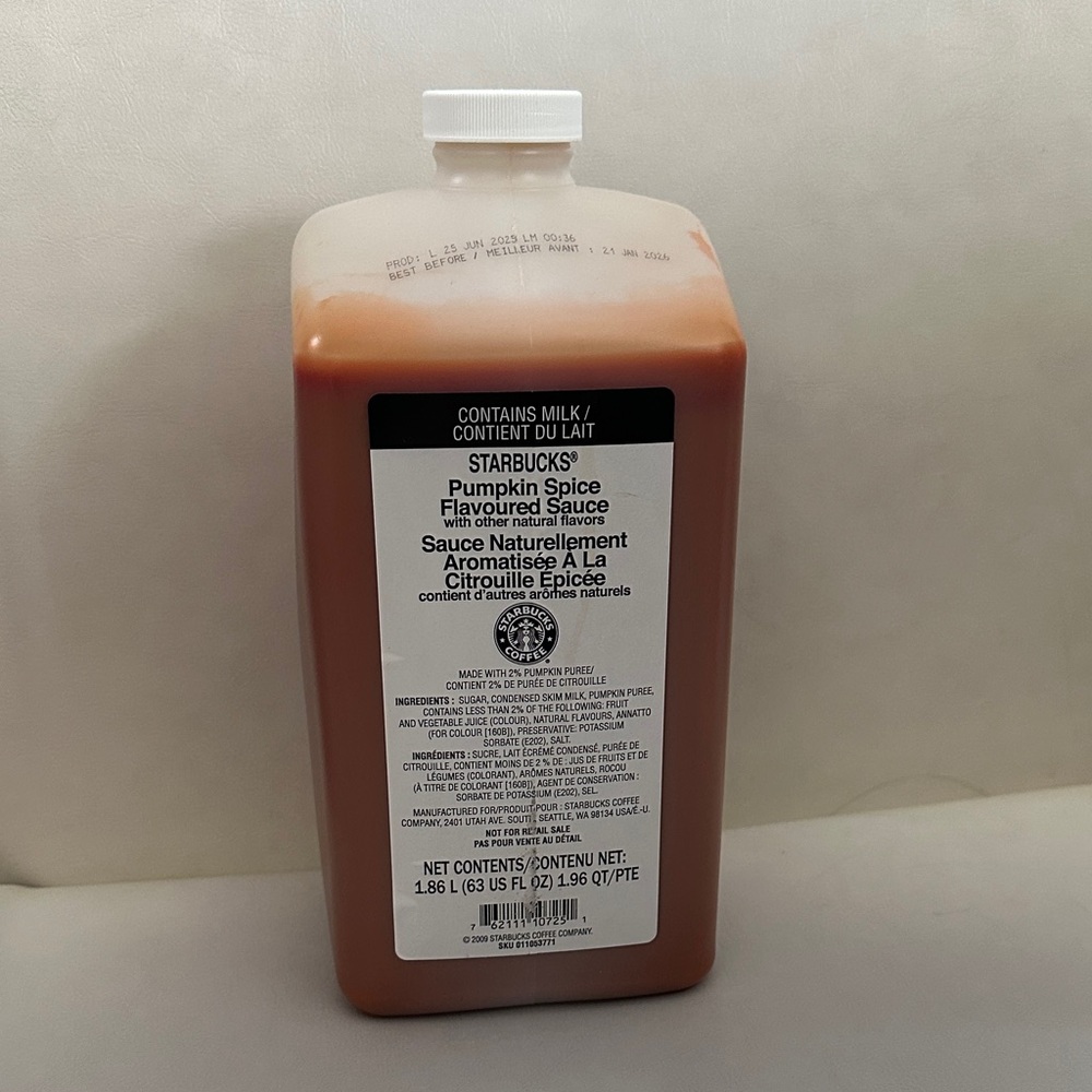 New Starbucks Pumpkin Spice flavored Sauce 63 fl oz